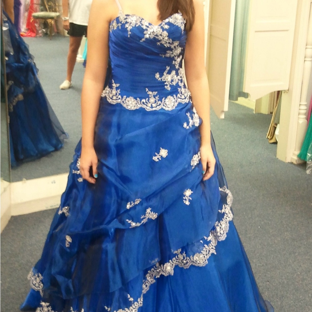Elegant Blue Embellished Strapless Gown.